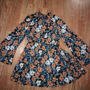 Flower backless dress